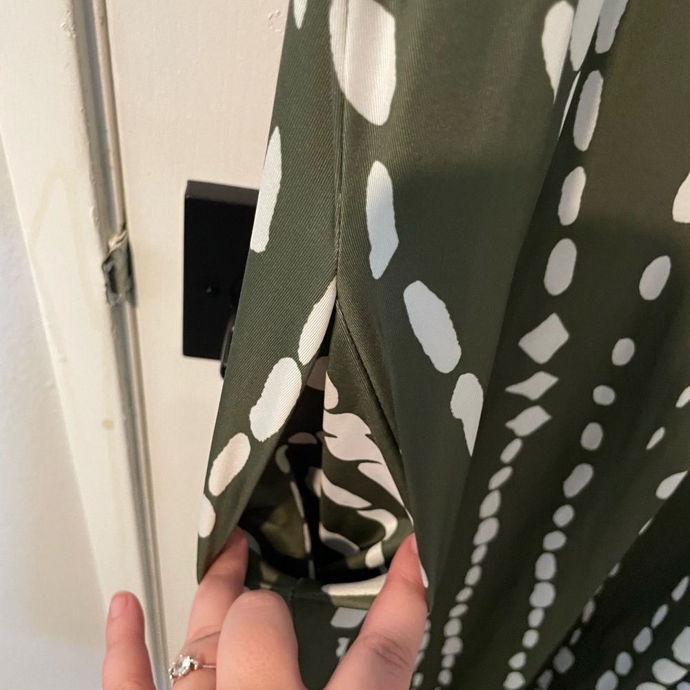 SHEIN NWOT Olive and White Maxi Dress - Picture 4 of 7